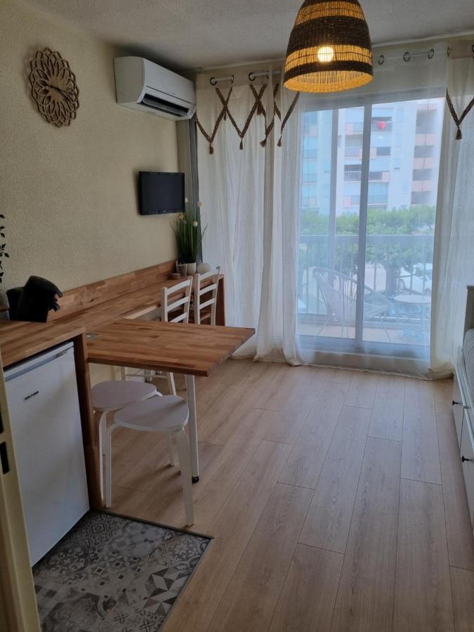 Апартаменти Studio Cabine Refait A Neuf A 3 Minutes A Pied De La Plage Ле-Гро-дю-Руа Екстер'єр фото